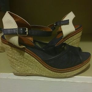 Rebels Zoe Wedges